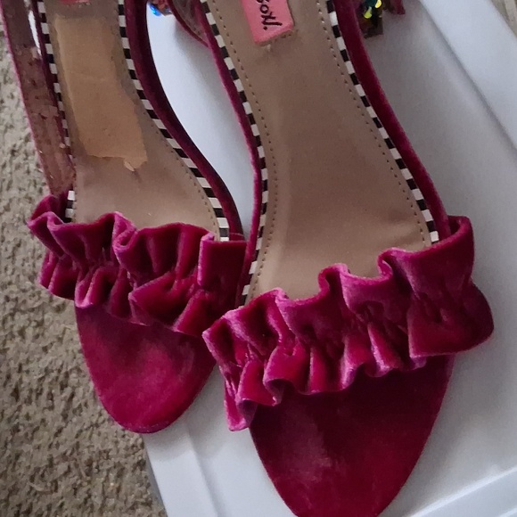 Betsey Johnson Iliana velvet sequin heels - Picture 2 of 9